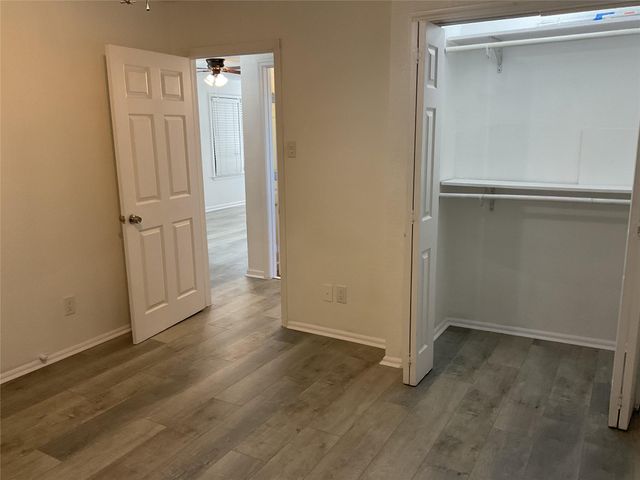 5728 Sylvia Drive, Galveston, TX 77551