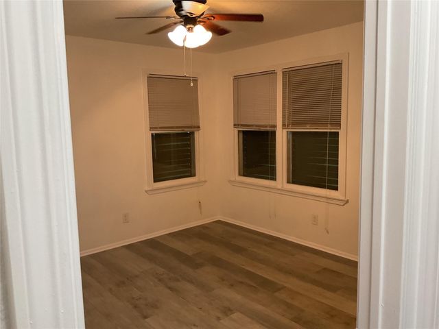 5728 Sylvia Drive, Galveston, TX 77551