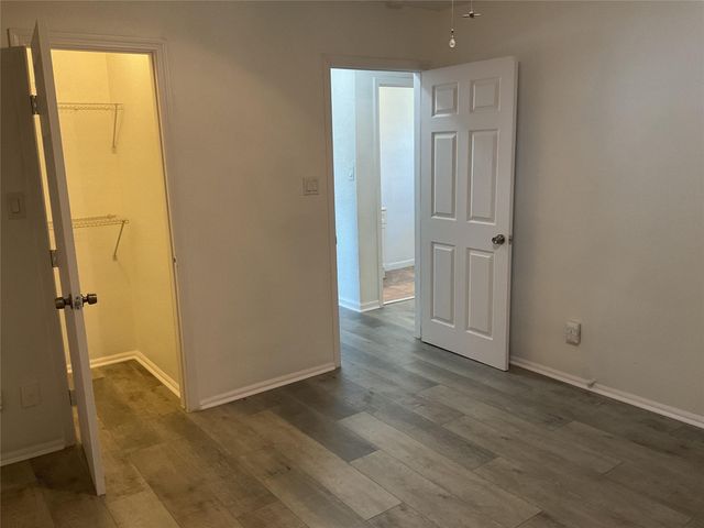 5728 Sylvia Drive, Galveston, TX 77551