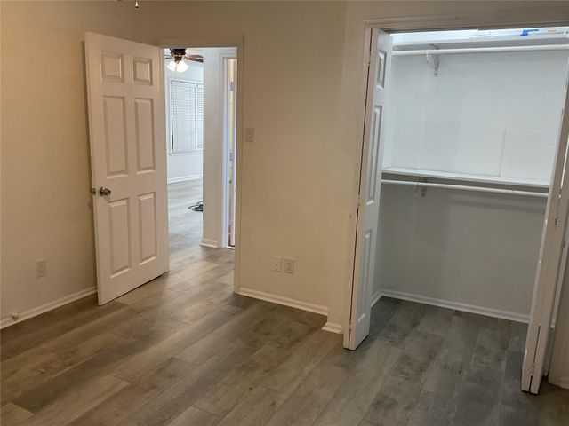 5728 Sylvia Drive, Galveston, TX 77551