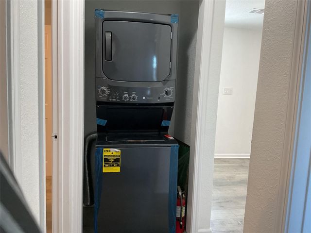 5728 Sylvia Drive, Galveston, TX 77551