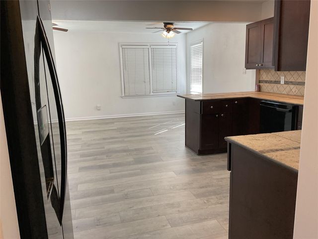 5728 Sylvia Drive, Galveston, TX 77551