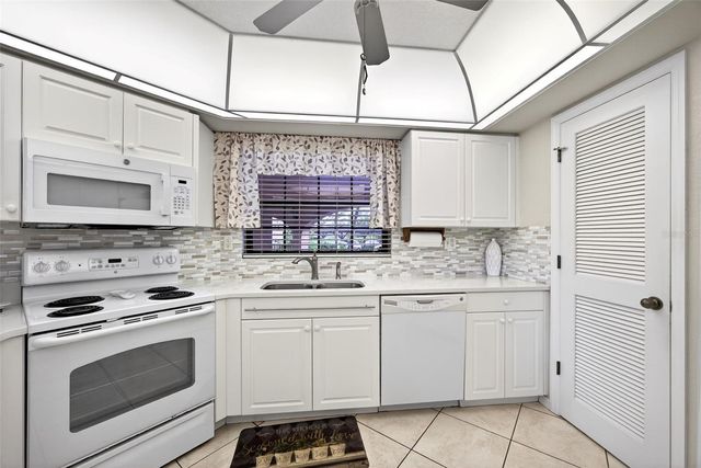 23465 HARBORVIEW ROAD 214, Punta Gorda, FL 33980