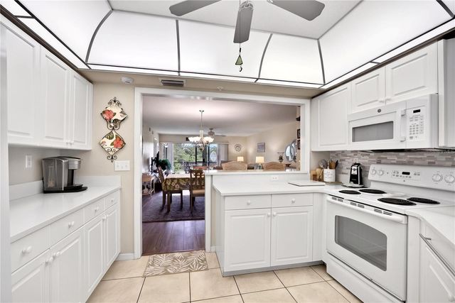 23465 HARBORVIEW ROAD 214, Punta Gorda, FL 33980