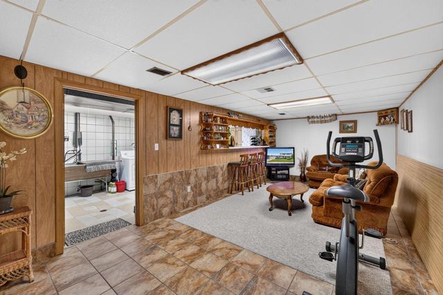 5319 Wright AVENUE, Racine, WI 53406