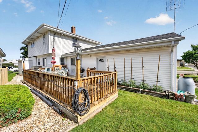5319 Wright AVENUE, Racine, WI 53406