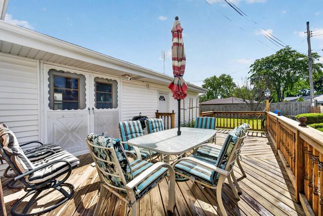 5319 Wright AVENUE, Racine, WI 53406