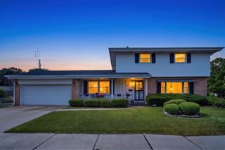 5319 Wright AVENUE, Racine, WI 53406