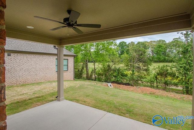 21774 Hemlock Drive, Athens, AL 35613
