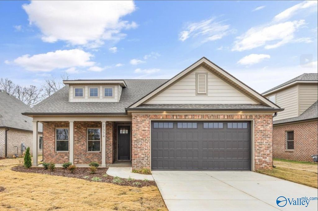 21774 Hemlock Drive, Athens, AL 35613