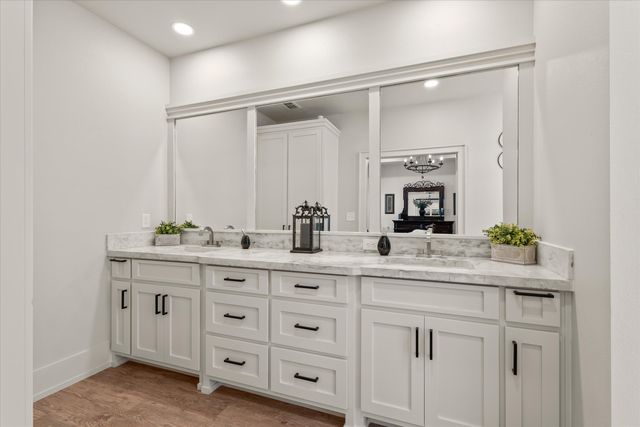 12711 N F M 179, Shallowater, TX 79363