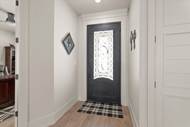 12711 N F M 179, Shallowater, TX 79363