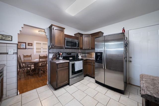 802 W 32nd St. N, Wichita, KS 67204