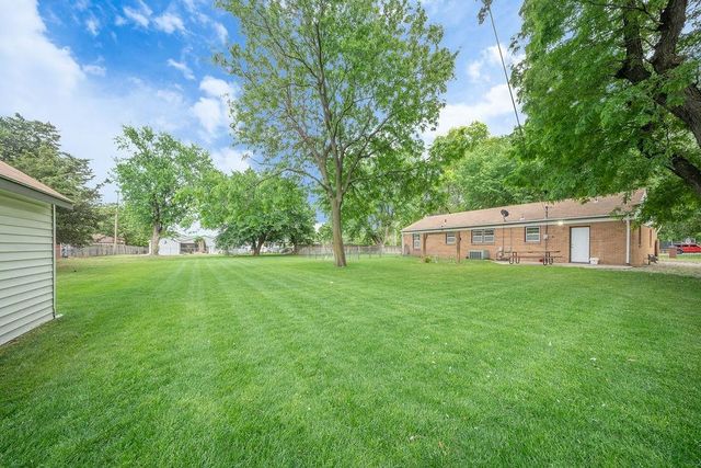 802 W 32nd St. N, Wichita, KS 67204