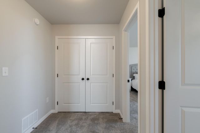 6232 86th Avenue S, Horace, ND 58047