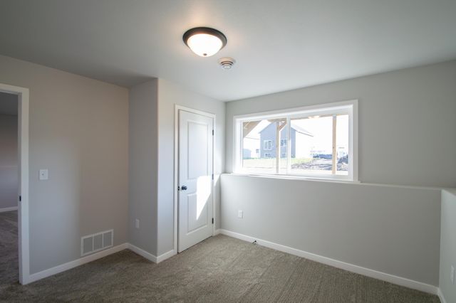 6232 86th Avenue S, Horace, ND 58047