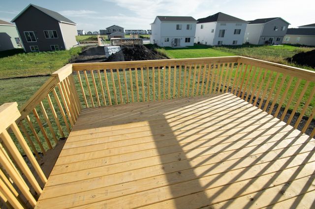 6232 86th Avenue S, Horace, ND 58047