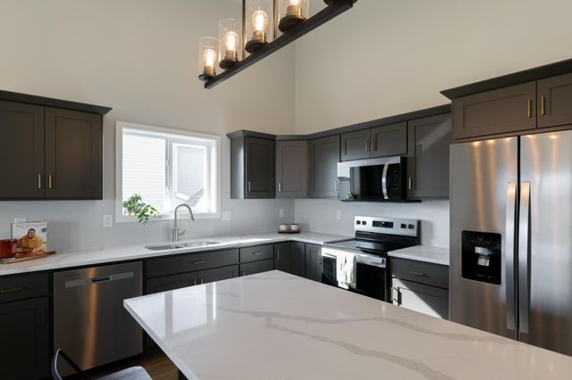 6232 86th Avenue S, Horace, ND 58047