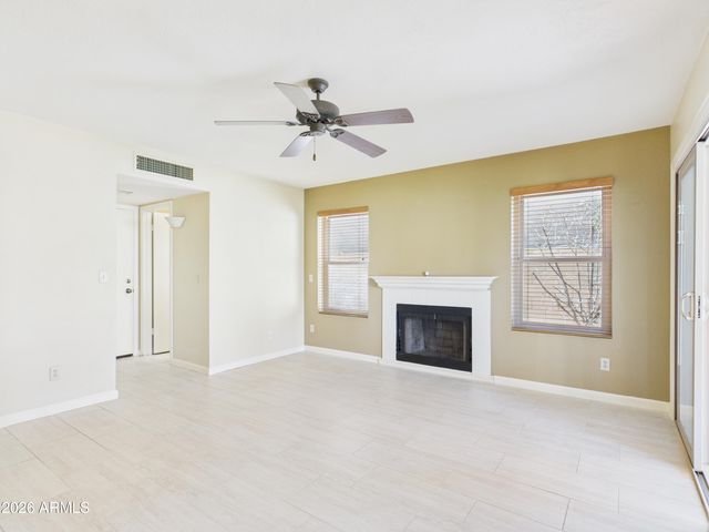 2750 E ROCK WREN Road, Phoenix, AZ 85048