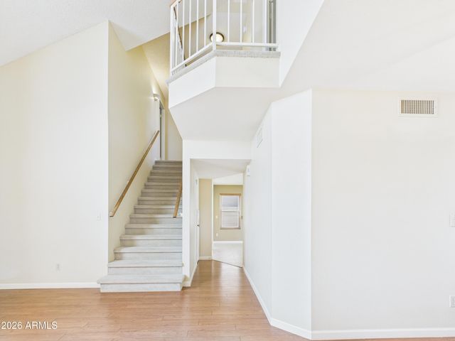 2750 E ROCK WREN Road, Phoenix, AZ 85048