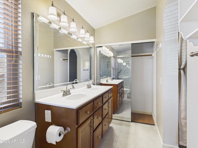 2750 E ROCK WREN Road, Phoenix, AZ 85048