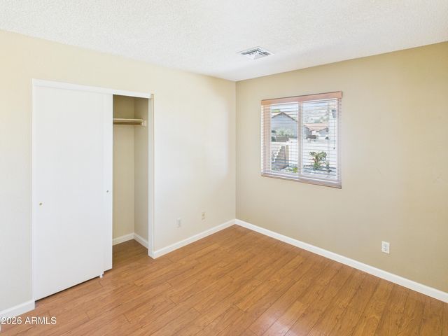 2750 E ROCK WREN Road, Phoenix, AZ 85048