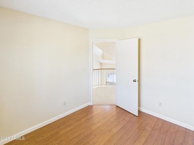 2750 E ROCK WREN Road, Phoenix, AZ 85048