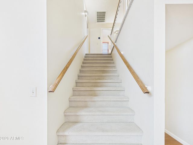 2750 E ROCK WREN Road, Phoenix, AZ 85048