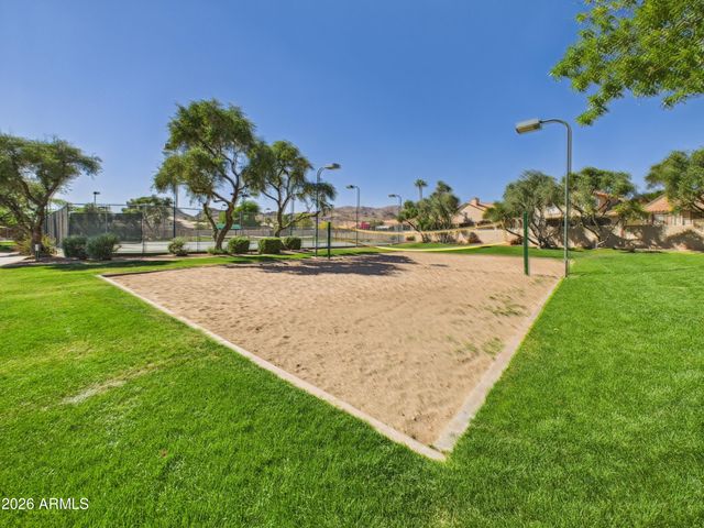 2750 E ROCK WREN Road, Phoenix, AZ 85048