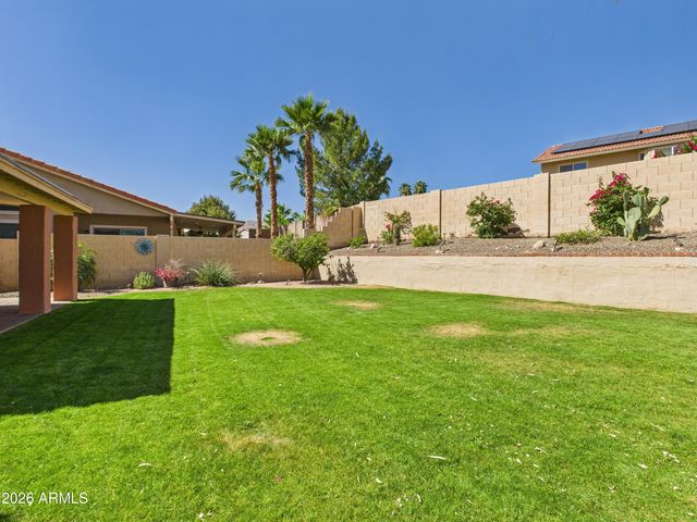 2750 E ROCK WREN Road, Phoenix, AZ 85048