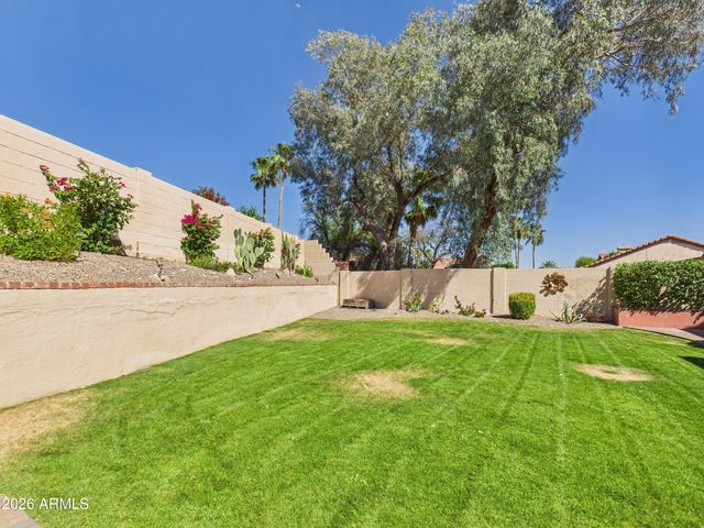 2750 E ROCK WREN Road, Phoenix, AZ 85048