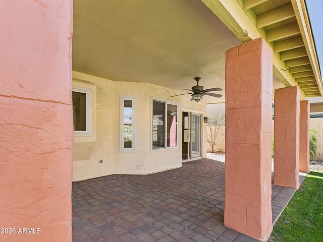 2750 E ROCK WREN Road, Phoenix, AZ 85048