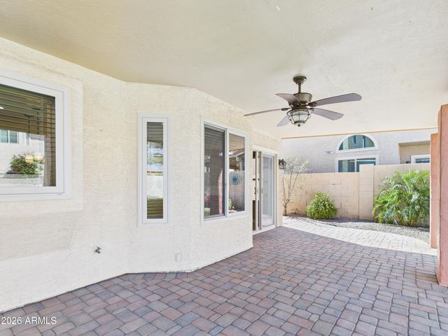 2750 E ROCK WREN Road, Phoenix, AZ 85048