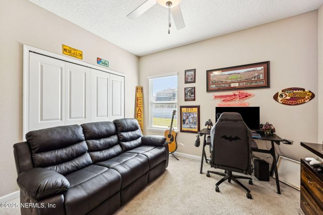 3963 PONDSIDE Court, Middleburg, FL 32068