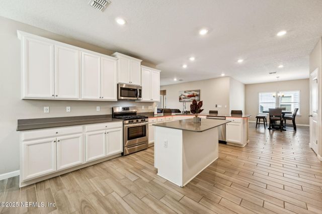 3963 PONDSIDE Court, Middleburg, FL 32068