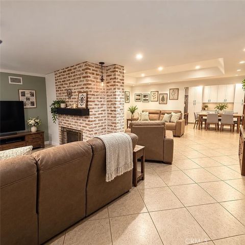 6261 Rosemary, Cypress, CA 90630
