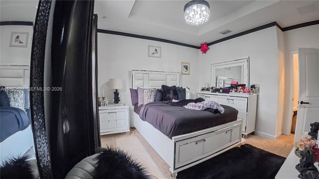 325 NE 208th Ter, Miami, FL 33179