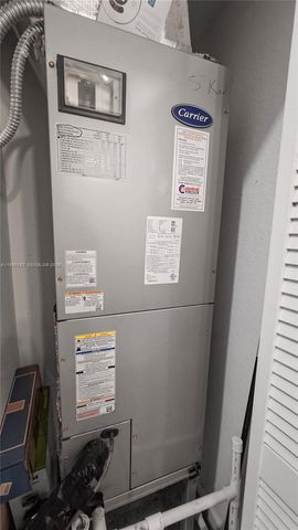 325 NE 208th Ter, Miami, FL 33179