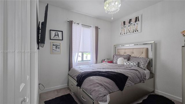 325 NE 208th Ter, Miami, FL 33179