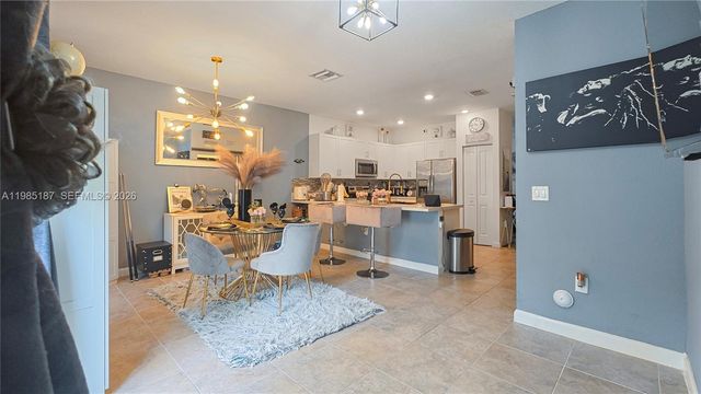 325 NE 208th Ter, Miami, FL 33179