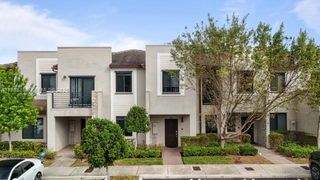 325 NE 208th Ter, Miami, FL 33179