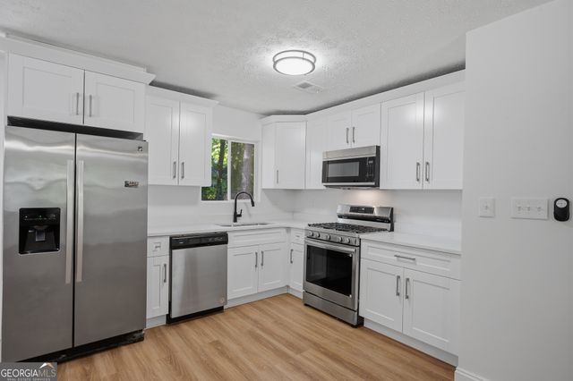 2960 Harper Valley Drive, South Fulton, GA 30349