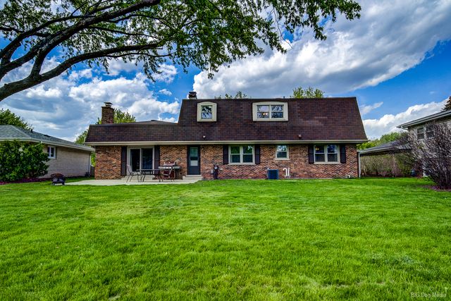 1441 71st Street, Downers Grove, IL 60516