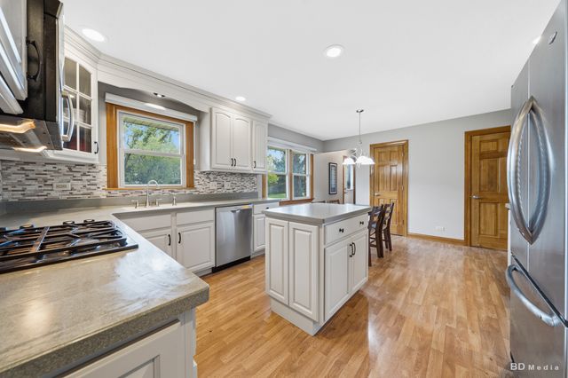 1441 71st Street, Downers Grove, IL 60516
