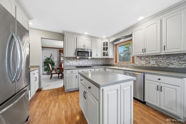 1441 71st Street, Downers Grove, IL 60516