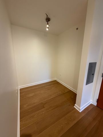 100 E 14th Street 1406, Chicago, IL 60605