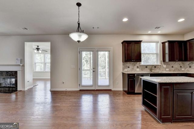 3945 MEDLEY Way, Cumming, GA 30041