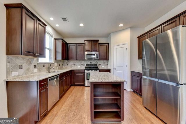 3945 MEDLEY Way, Cumming, GA 30041