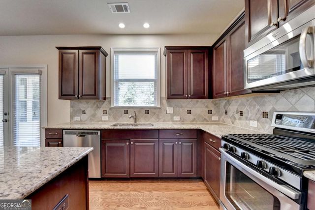 3945 MEDLEY Way, Cumming, GA 30041