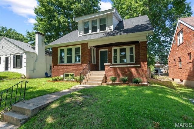 7709 Saint Albans Avenue, Richmond Heights, MO 63117